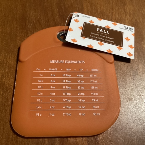 Fall Tableware Silicone Bowl Scraper New With Tag 4.72” x 3.94” - Picture 4 of 7